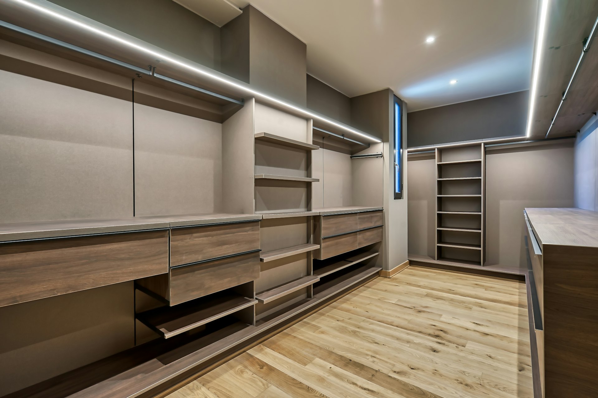 Chinese millwork walk-in closet and wardrobe storage systems