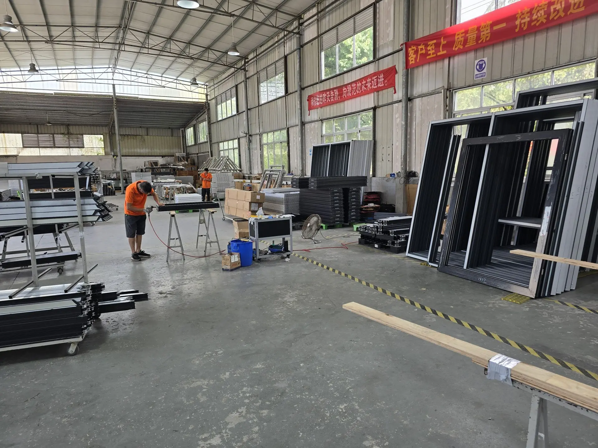 Sourcing Building materials, such as windows in China A window factory in Guangdong