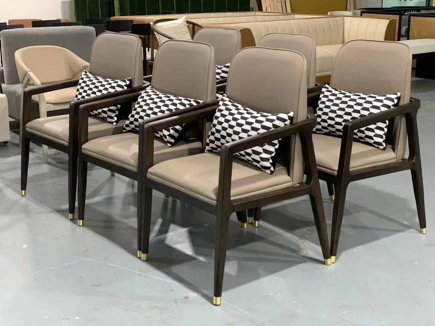 China Furniture Quality Control – Production Inspection Quality control team inspecting loose furniture during production in China