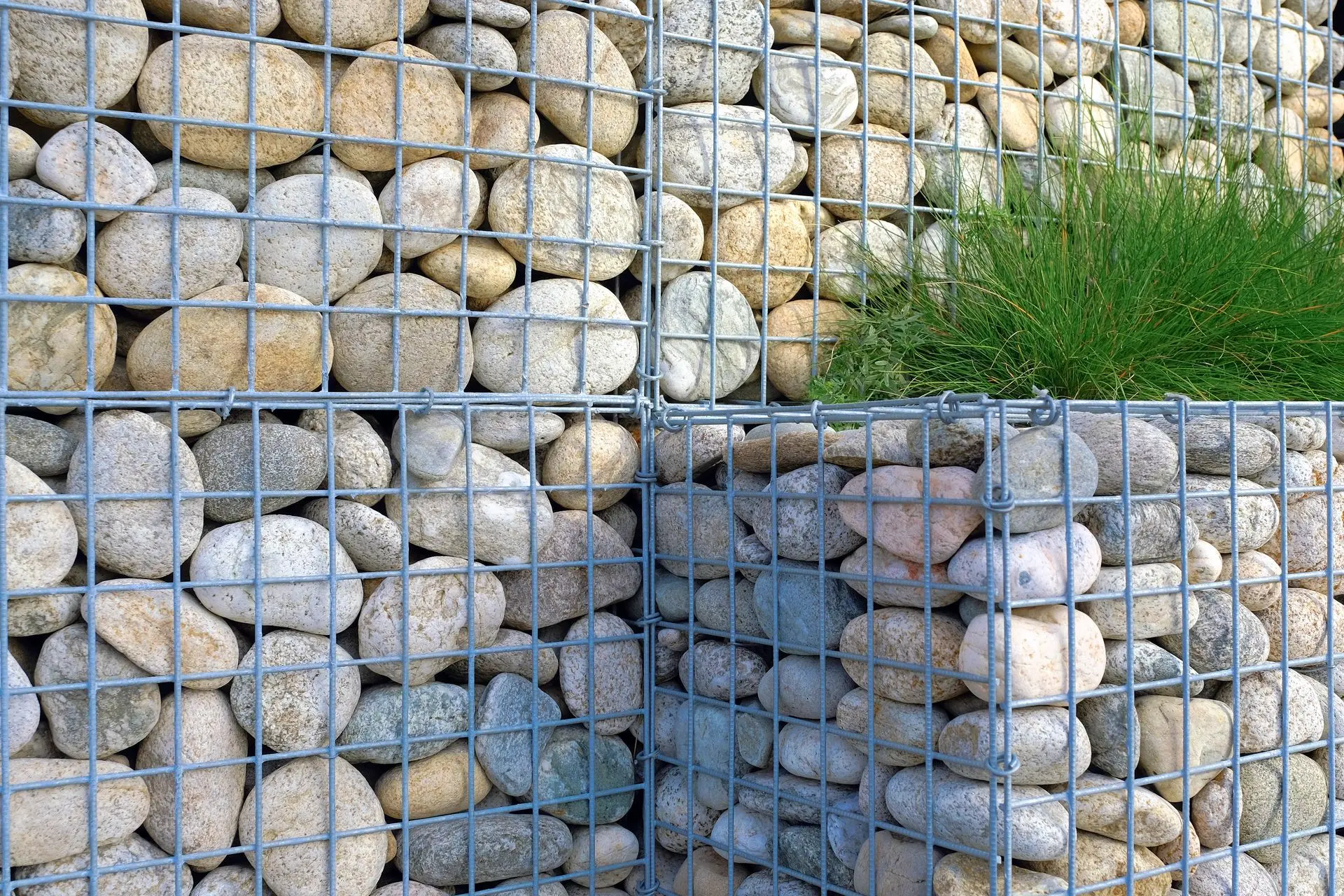 Gabion mattress China factory product with galvanized wire mesh filled with natural stone