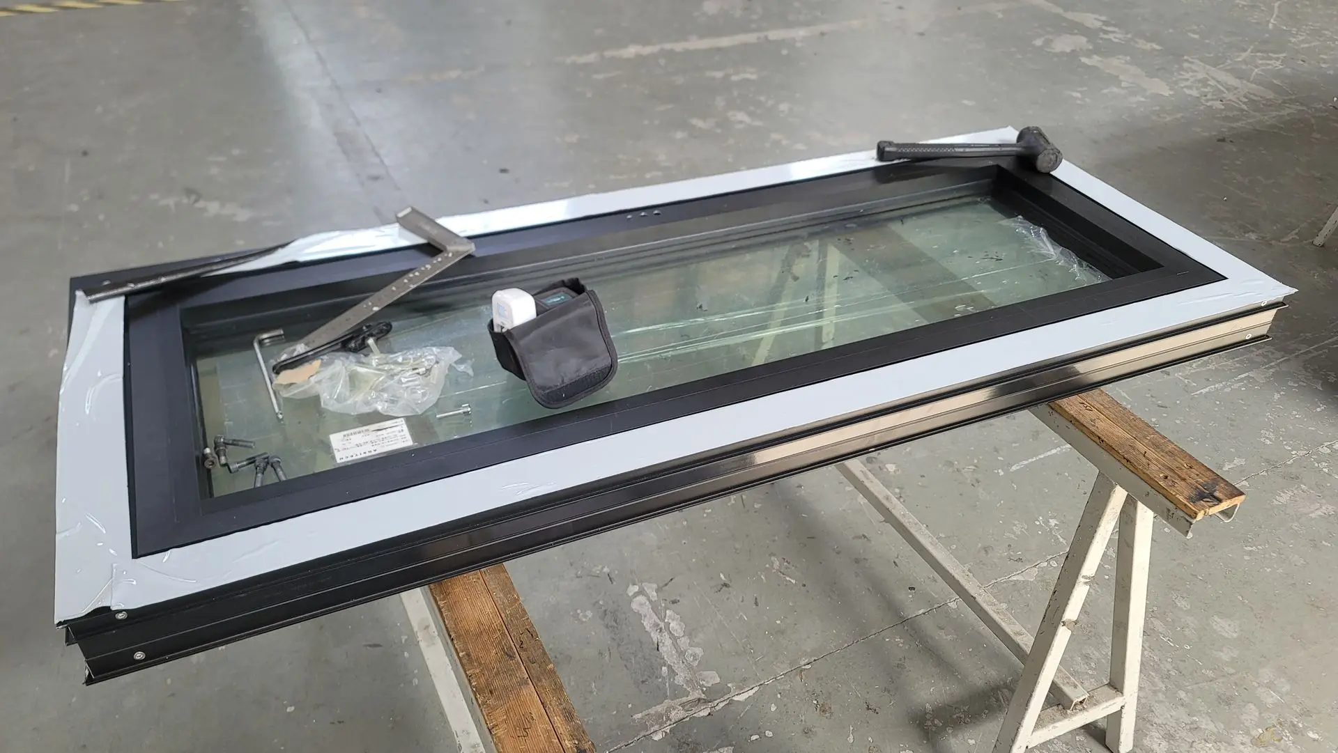 Industrial aluminum window system with double glazed safety glass made in China