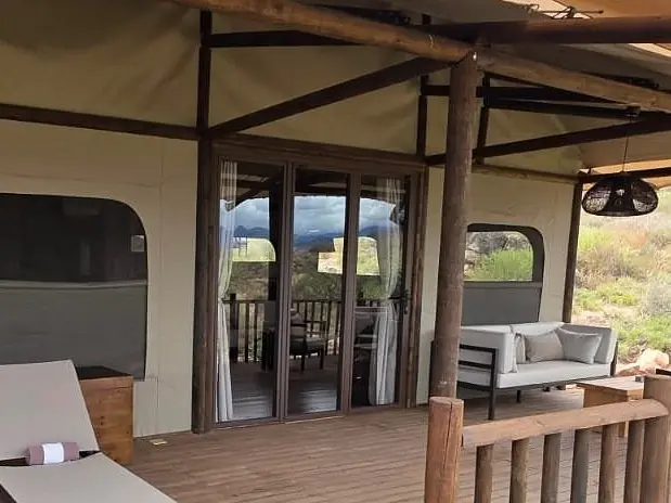 China Windows Folding and Sliding Doors China Windows folding and sliding glass doors for lodge hotel project