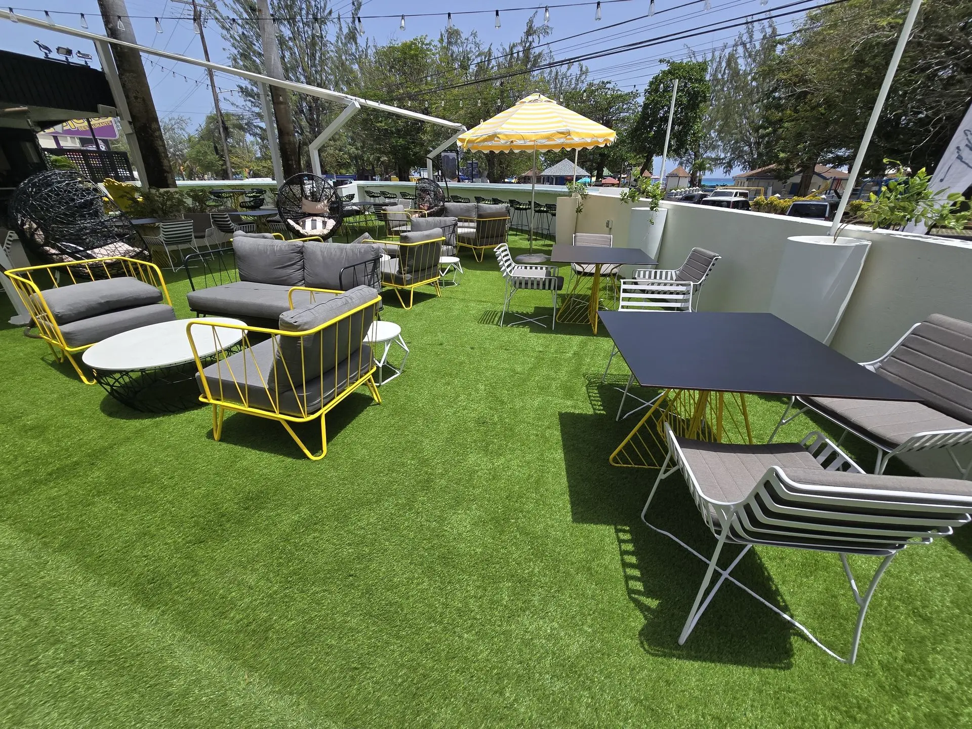 China steel wire outdoor furniture for garden and patio spaces